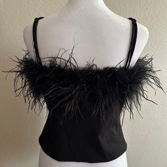 LAMARQUE Yarina Feather Camisole Boa Top Kendall Jenner in Black Sz. Small - Picture 6 of 11